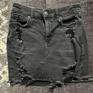 AMERICAN EAGLE OUTFITTERS NE(X)T LEVEL STRETCH X CURVY HI-RISE MINI DISTRESSED